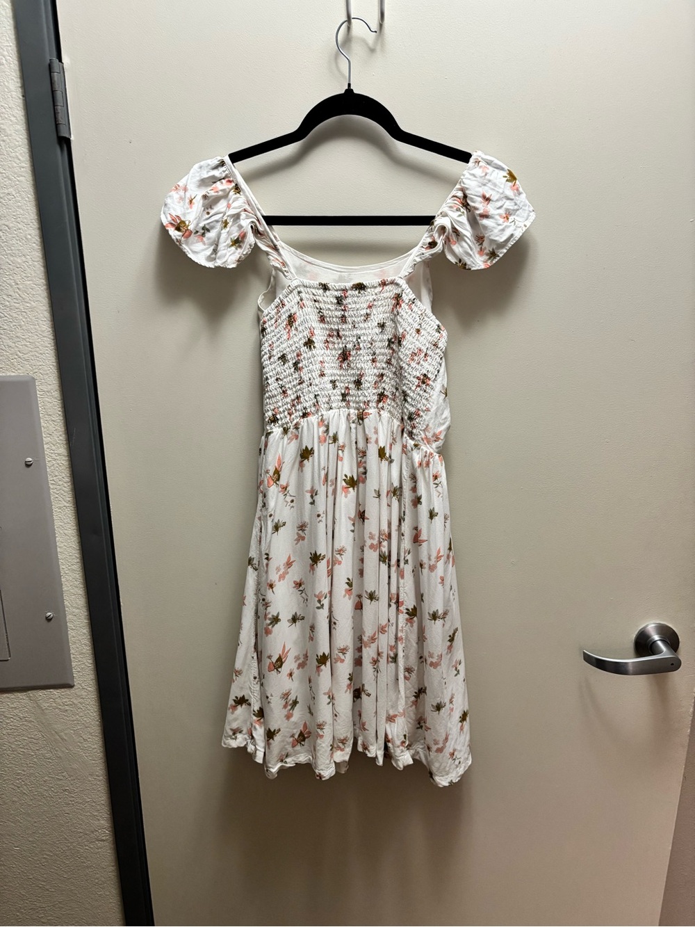Nordstrom White Floral Puff-Sleeve Midi Dress with Pink & Green Accents size XL - Picture 2 of 5